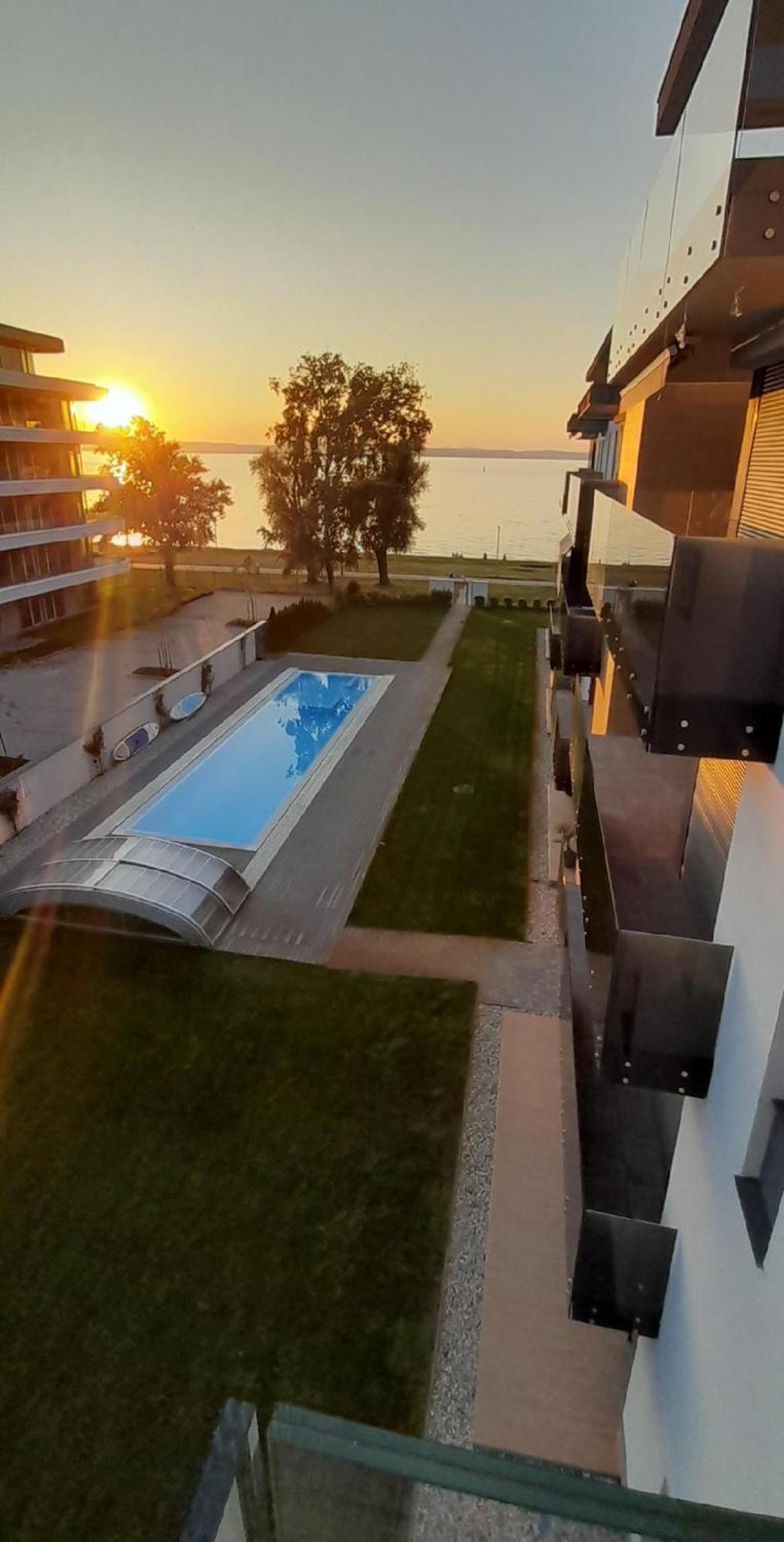 Апартаменти Sol Balaton Шіофок Екстер'єр фото